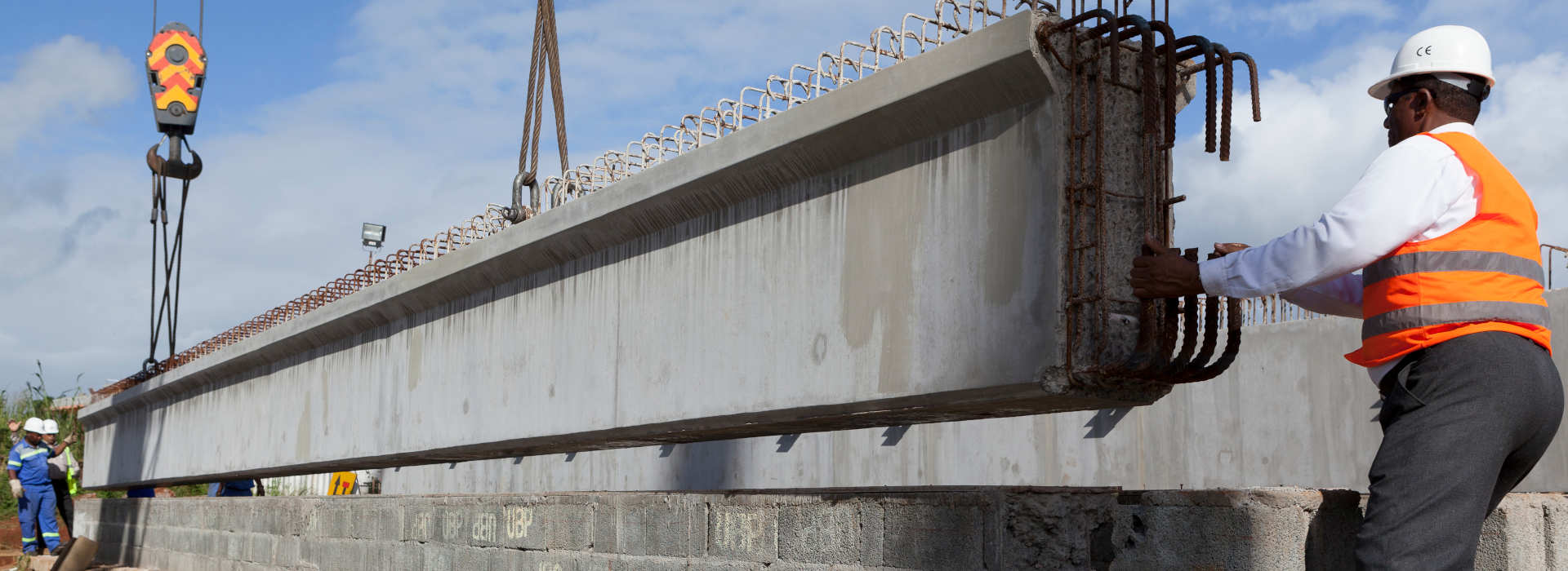 5d mk ii Crane rental services in Mauritius